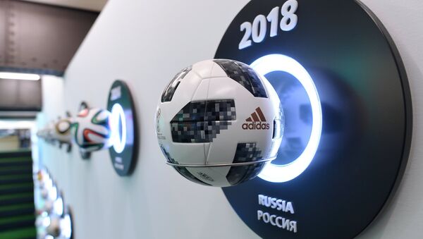 The official ball of the World Cup 2018 Telstar 18 at the exhibition of the FIFA world football museum in the gallery Hyundai Motorstudio in Moscow. - Sputnik International