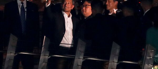 Singapore's Foreign Minister Vivian Balakrishnan takes a selfie with North Korea's leader Kim Jong Un, June 11. Singapore's Foreign Minister Vivian Balakrishnan takes a selfie with North Korea's leader Kim Jong Un, June 11. - Sputnik International