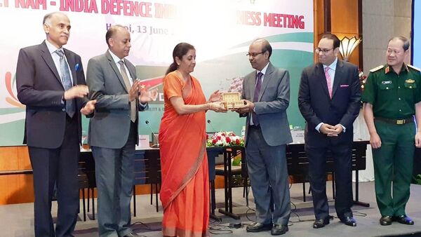 The Hon’ble Defence Minister, Smt Nirmala Sitharaman, inaugurating the first Representative Office of BEL in Vietnam by handing over the symbolic key to Mr Gowtama M V, CMD, BEL, during the Vietnam-India Defence Industry Business Meeting held at Hotel Melia, Hanoi - Sputnik International