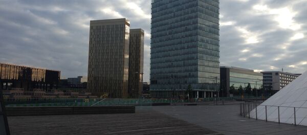 European Court of Justice building (L) - Sputnik International