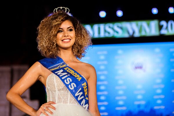 Sporty, Young and Beautiful: Miss World Cup 2018 Contest - Sputnik International
