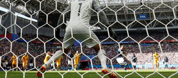 Soccer Football - World Cup - Group C - France vs Australia - Kazan Arena, Kazan, Russia - June 16, 2018 France's Antoine Griezmann scores their first goal from a penalty - Sputnik International