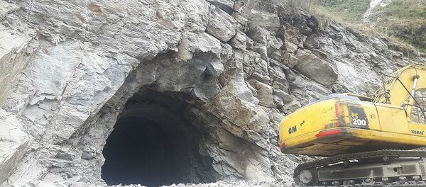 Lot 1 Civil Contractor of Upper Tamaksohi Hydroelectric Project M/s Sinohydro Corporation Ltd succeeded to breakthrough the project access road tunnel for Dam Site yesterday - Sputnik International