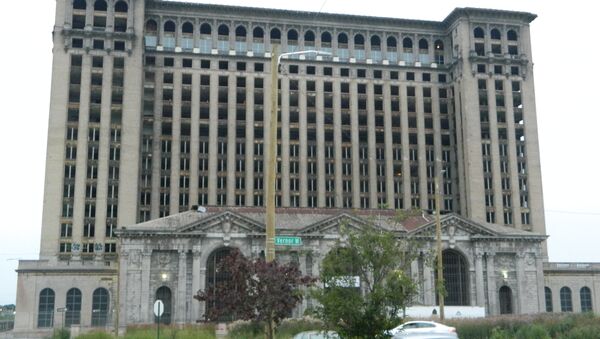 The former Michigan Central railroad station in Detroit, which has been empty for 30 years - Sputnik International