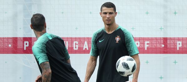 Portugal's Cristiano Ronaldo and Ricardo Quaresma during official training on the eve of the group B match between Portugal and Morocco at the 2018 soccer World Cup, in Kratovo, outskirts Moscow, Russia, Tuesday, June 19, 2018 Portugal's Cristiano Ronaldo and Ricardo Quaresma during official training on the eve of the group B match between Portugal and Morocco at the 2018 soccer World Cup, in Kratovo, outskirts Moscow, Russia, Tuesday, June 19, 2018 - Sputnik International