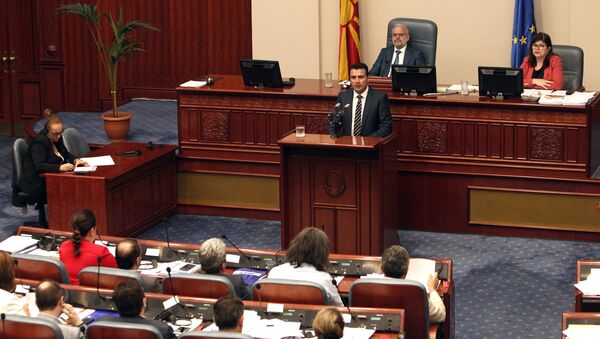 Macedonian Prime Minister Zoran Zeav speaks during a session for the ratification of the deal with Greece, in the parliament in Skopje, Macedonia, Wednesday, June 20, 2018 - Sputnik International