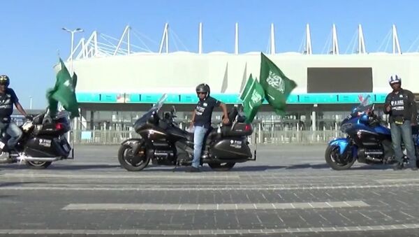 Russia: Bikers From Saudi Arabia at World Cup to Support Their Team - Sputnik International