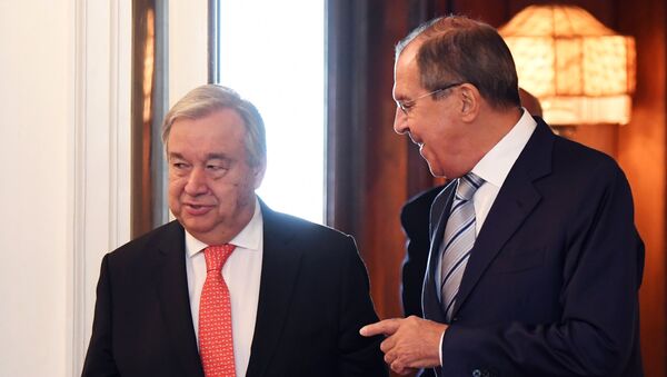 UN Secretary-General Antonio Guterres and Russian Foreign Minister Sergei Lavrov, right, meet at the Russian Foreign Ministry Reception House - Sputnik International