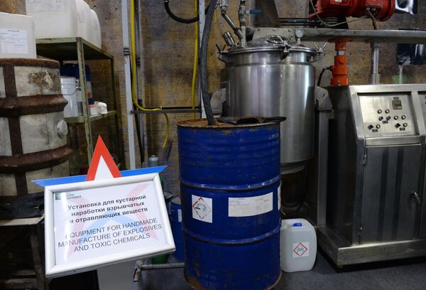 Equipment for handmade manufacture of explosives and toxic chemicals Equipment for handmade manufacture of explosives and toxic chemicals - Sputnik International