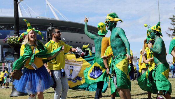 Fans of the Brazilian national team before the start of the 2018 World Cup football match between the national teams of Brazil and Costa Rica - Sputnik International