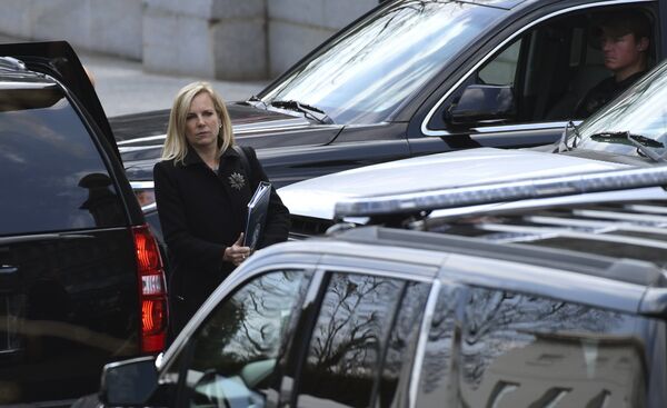 Who Is Miles Taylor, Alleged Author of the Trump Tell-All Book ‘A Warning’? Who Is Miles Taylor, Alleged Author of the Trump Tell-All Book ‘A Warning’? - Sputnik International