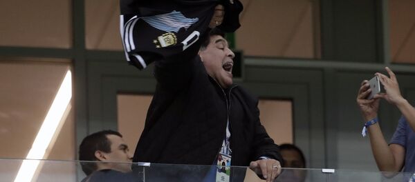 Argentina's former soccer star Diego Maradona cheers for his team before the group D match between Argentina and Croatia at the 2018 soccer World Cup in Nizhny Novgorod Stadium in Nizhny Novgorod, Russia, Thursday, June 21, 2018 Argentina's former soccer star Diego Maradona cheers for his team before the group D match between Argentina and Croatia at the 2018 soccer World Cup in Nizhny Novgorod Stadium in Nizhny Novgorod, Russia, Thursday, June 21, 2018 - Sputnik International