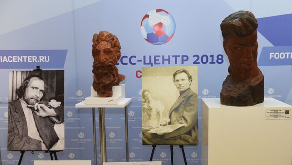 Экспозиция Мини-музей С.Д. Эрьзи в городском пресс-центре чемпионата мира по футболу FIFA 2018 в Саранске - Sputnik International