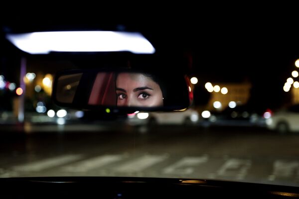 Female driver from Saudi Arabia in Riyadh - Sputnik International