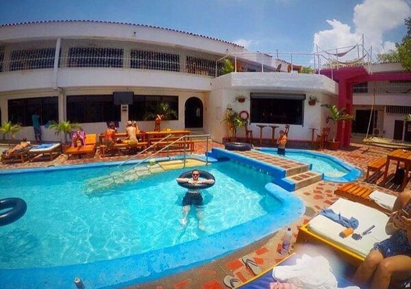 La piscina del Drop Bear Hostel de Santa Marta, en Colombia - Sputnik International