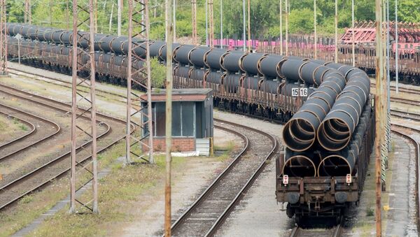 Daily delivery of pipes from Mülheim to Mukran - Sputnik International