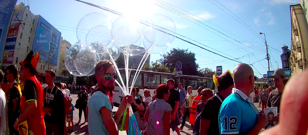 Fans ahead of England-Belgium match in Kaliningrad Fans ahead of England-Belgium match in Kaliningrad - Sputnik International