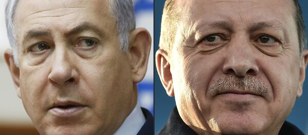 This combination of pictures created on April 1, 2018 shows a file photo taken on November 19, 2017 of Israel's Prime Minister Benjamin Netanyahu (L) attending the weekly cabinet meeting in Jerusalem and a file photo taken on December 15, 2017 of Turkish President Recep Tayyip Erdogan during the inauguration ceremony of Turkey's first automated urban metro line on the Asian side of Istanbul This combination of pictures created on April 1, 2018 shows a file photo taken on November 19, 2017 of Israel's Prime Minister Benjamin Netanyahu (L) attending the weekly cabinet meeting in Jerusalem and a file photo taken on December 15, 2017 of Turkish President Recep Tayyip Erdogan during the inauguration ceremony of Turkey's first automated urban metro line on the Asian side of Istanbul - Sputnik International