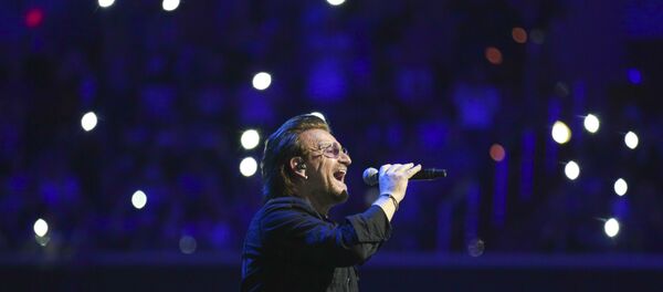 Singer Bono, of the band U2, performs on stage during the eXPERIENCE + iNNOCENCE Tour at Capitol One Arena on Sunday, June, 17, 2018, in Washington Singer Bono, of the band U2, performs on stage during the eXPERIENCE + iNNOCENCE Tour at Capitol One Arena on Sunday, June, 17, 2018, in Washington - Sputnik International