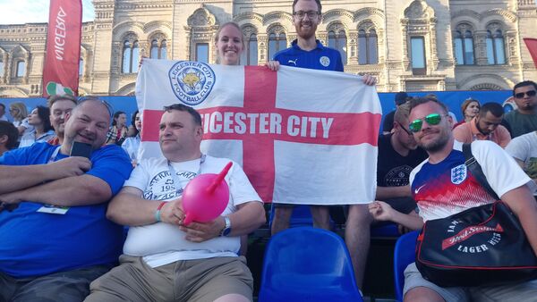 England fans vs Russian fans tournament in the Red Square in Moscow - Sputnik International