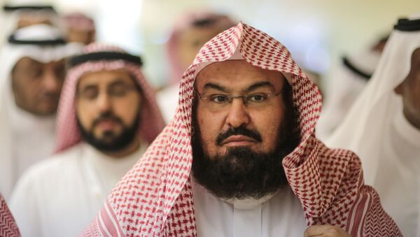 Sheikh Abdul Rahman Al Sudais, the imam of the Grand Mosque in Mecca (File) - Sputnik International
