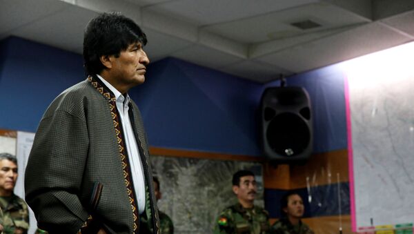 Bolivia’s President Evo Morales attends a meeting with the emergency committee after Bolivia's government declared state of emergency due to drought, in La Paz, Bolivia - Sputnik International