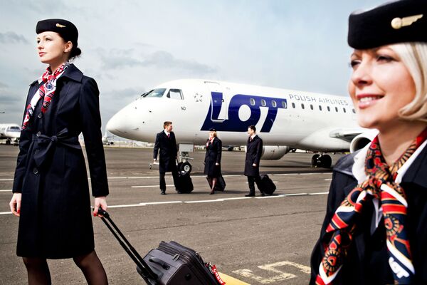 Poland's LOT crew - Sputnik International