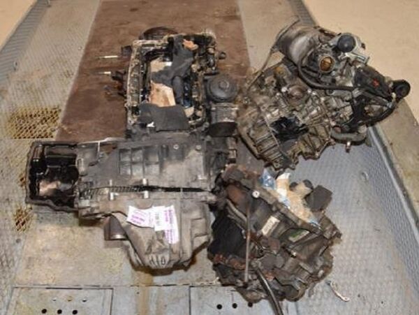 The guns were hidden in engine blocks which were brought into the UK from Poland - Sputnik International