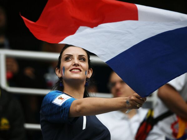 Most Beautiful Female Fans That Made World Cup Shine Even Brighter - Sputnik International