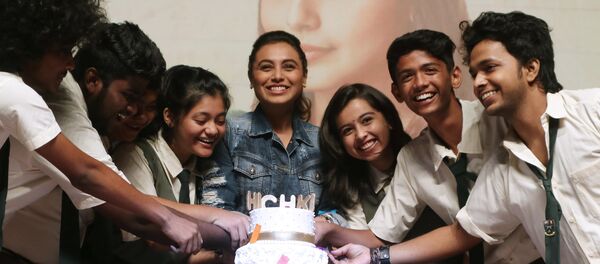 Indian Bollywood actress Rani Mukherji (C) takes part during a promotional event for the Hindi film 'Hichki' in Mumbai on March 29, 2018 - Sputnik International