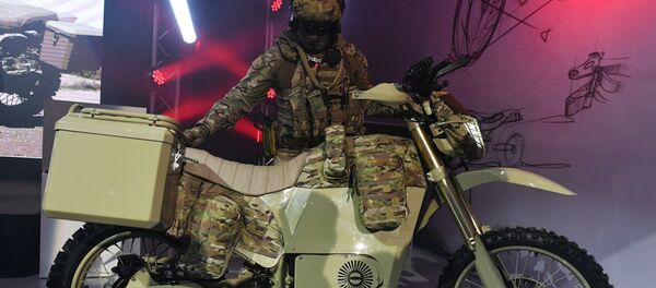 Kalashnikov Concern presents new motor vehicle during the Army 2017 International Military-Technical Forum - Sputnik International