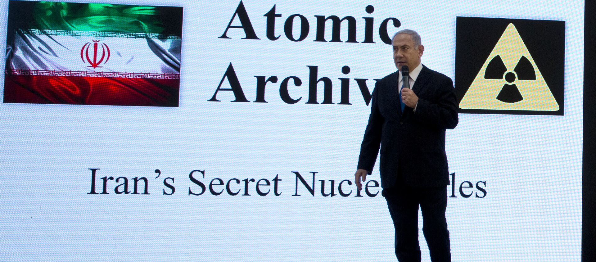 April 30 2018, file photo, Israeli Prime Minister Benjamin Netanyahu presents material on Iran’s purported nuclear program in Tel Aviv - Sputnik International, 1920, 04.03.2021