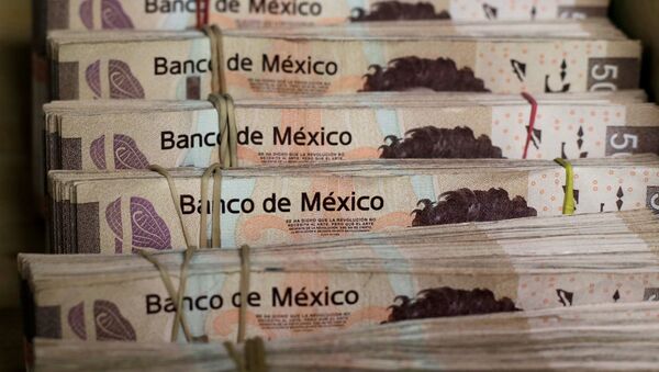 Bundles of Mexican Peso banknotes - Sputnik International