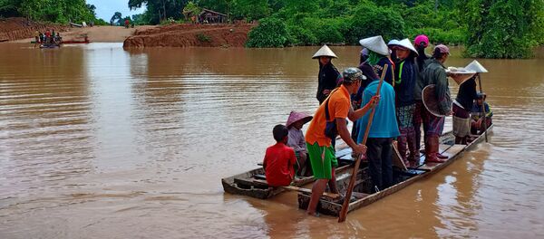 Villagers are evacuated after the Xepian-Xe Nam Noy hydropower dam collapsed in Attapeu province, Laos July 24, 2018 Villagers are evacuated after the Xepian-Xe Nam Noy hydropower dam collapsed in Attapeu province, Laos July 24, 2018 - Sputnik International