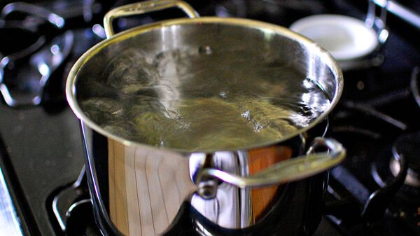 Boiling Water - Sputnik International