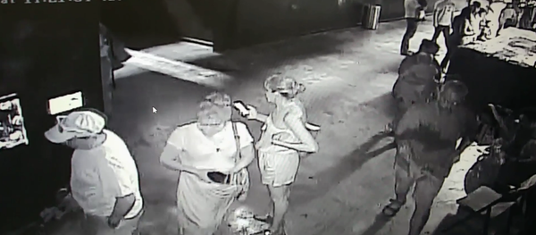 San Antonio Aquarium security footage shows man steal horn shark from petting pool San Antonio Aquarium security footage shows man steal horn shark from petting pool - Sputnik International