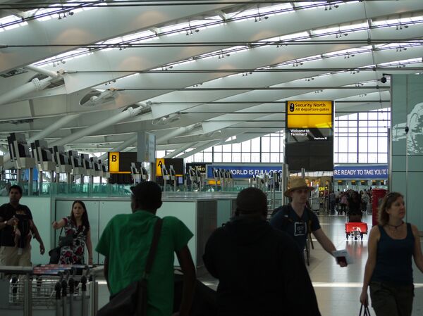 Downing Street Reportedly Pressured to Fast-Track Quarantine for Returnees from France Downing Street Reportedly Pressured to Fast-Track Quarantine for Returnees from France - Sputnik International