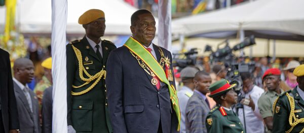Emmerson Mnangagwa inspects the military parade after being sworn in as President at the presidential inauguration ceremony in the capital Harare, Zimbabwe Friday, Nov. 24, 2017 Emmerson Mnangagwa inspects the military parade after being sworn in as President at the presidential inauguration ceremony in the capital Harare, Zimbabwe Friday, Nov. 24, 2017 - Sputnik International
