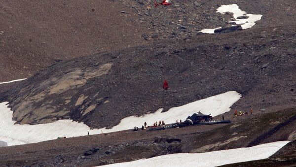 A general view of the accident site of a Junkers Ju-52 airplane of the local airline JU-AIR, in 2,450 meters (8,038 feet) above sea level near the mountain resort of Flims, Switzerland August 5, 2018 - Sputnik International