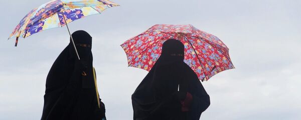 Women wearing burqas - Sputnik International