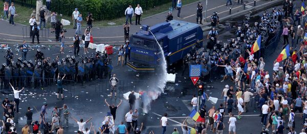 Thousands of Romanians joined an anti-government rally in the capital Bucharest Thousands of Romanians joined an anti-government rally in the capital Bucharest - Sputnik International
