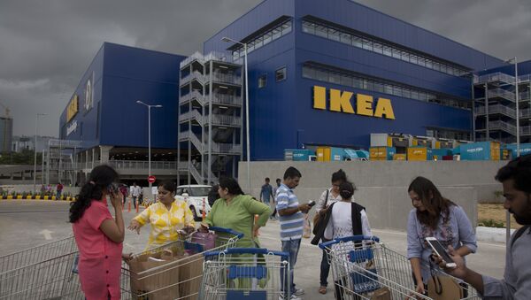 Indian customers stand outside IKEA's first store in India as it opened in Hyderabad, India, Thursday, Aug.9, 2018 - Sputnik International