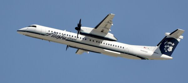 The Bombardier Dash 8 Q400 stolen and crashed outside Seattle on Friday, August 10, 2018 - Sputnik International