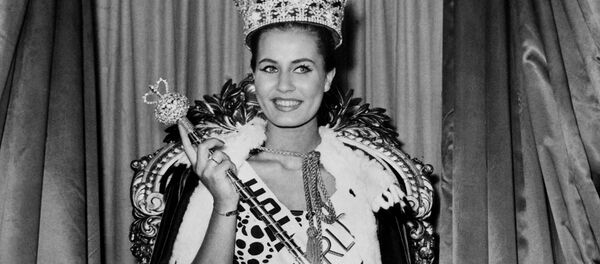 Catharina Lodders, Miss World 1962 - Sputnik International
