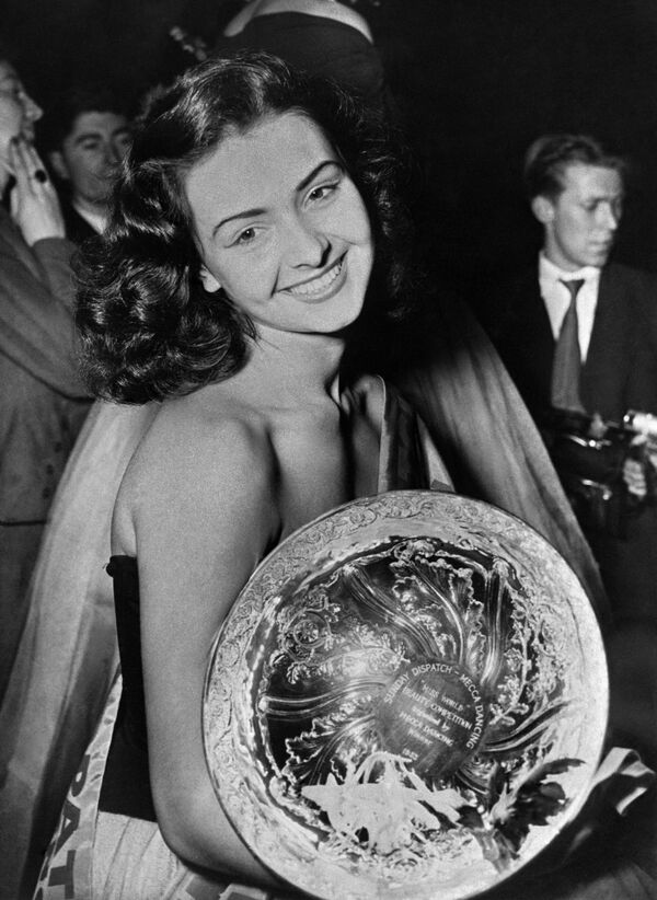 Denise Perrier, Miss World 1953 - Sputnik International