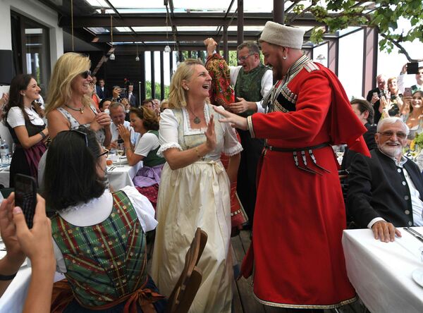Austria's Foreign Minister Karin Kneissl celebrates her wedding in Gamlitz, Austria, August 18, 2018. Austria's Foreign Minister Karin Kneissl celebrates her wedding in Gamlitz, Austria, August 18, 2018. - Sputnik International