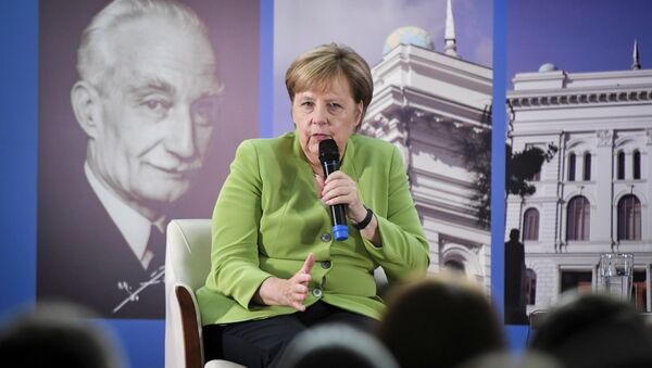 German Chancellor Angela Merkel gestures as she meets with students at the university in Tbilisi, Georgia August 24, 2018 - Sputnik International