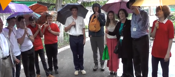 Delegation of US citizen-diplomats with children in Crimea. Delegation of US citizen-diplomats with children in Crimea. - Sputnik International