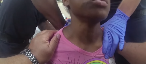 Cincinnati Police Department releases body-worn camera footage obtained by officer who deployed his taser stun gun on an 11-year-old Cincinnati Police Department releases body-worn camera footage obtained by officer who deployed his taser stun gun on an 11-year-old - Sputnik International