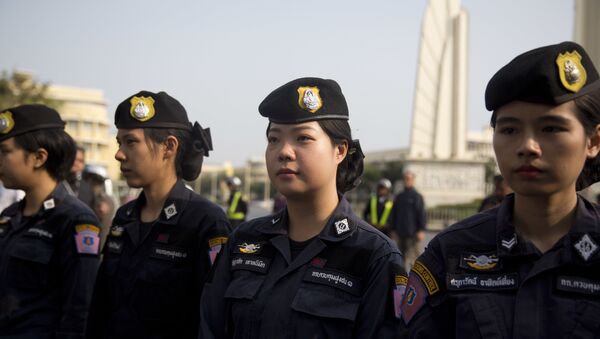 Thailand police women provide security during a protest near the democracy monument in Bangkok, Thailand on Saturday, Feb. 10, 2018 - Sputnik International
